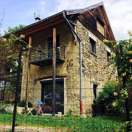 Grand Studio Au Calme A La Campagne, Tout Pres De La Ville !!! Venon  Exterior photo